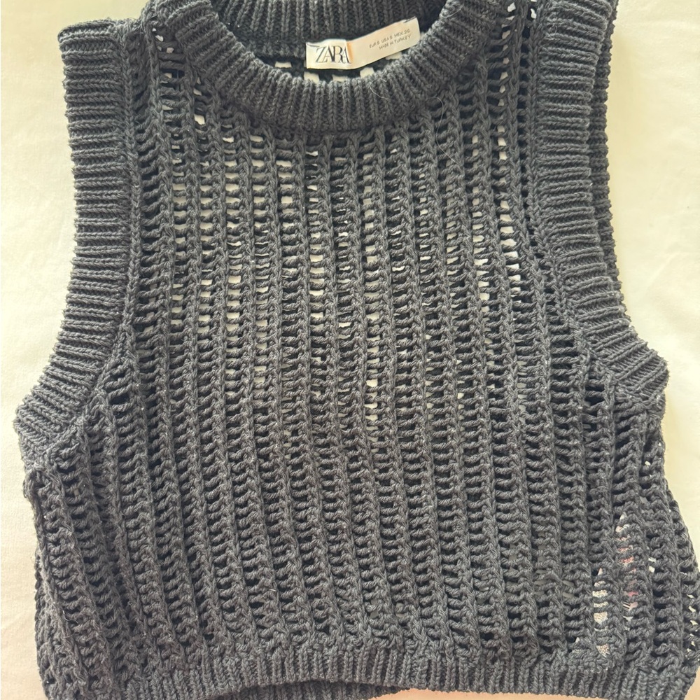 Zara Women's Black Knit Sweater
